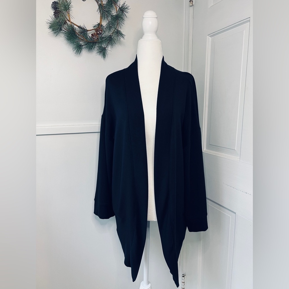 Beyond Yoga Open Mind Maternity Cardigan in Black